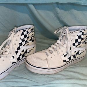 White checkerboard with drip Vans Women 7.5
